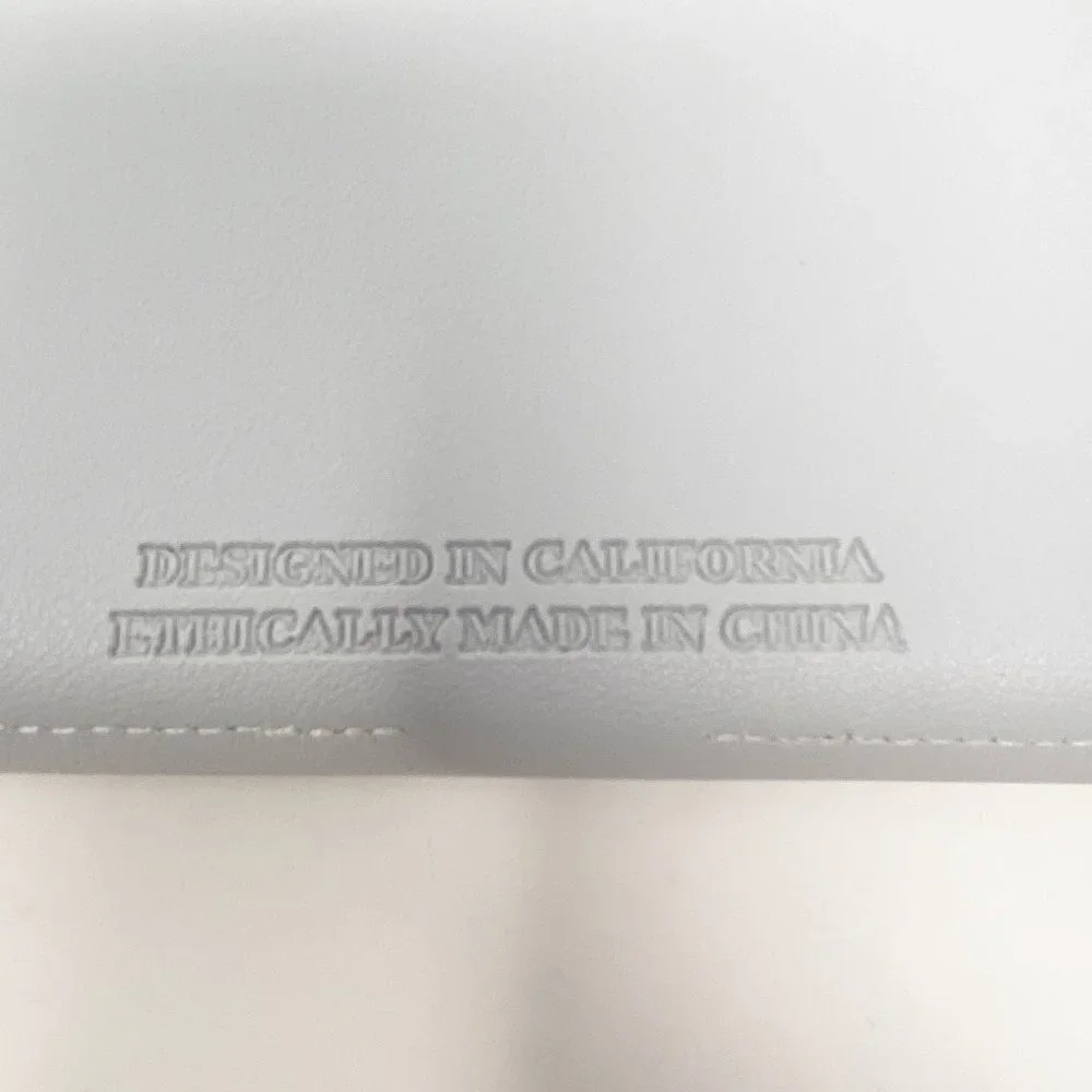 GLASS LADDER & CO Megan Portfolio Clutch Tech Organizer Light Gray Vegan Leather
